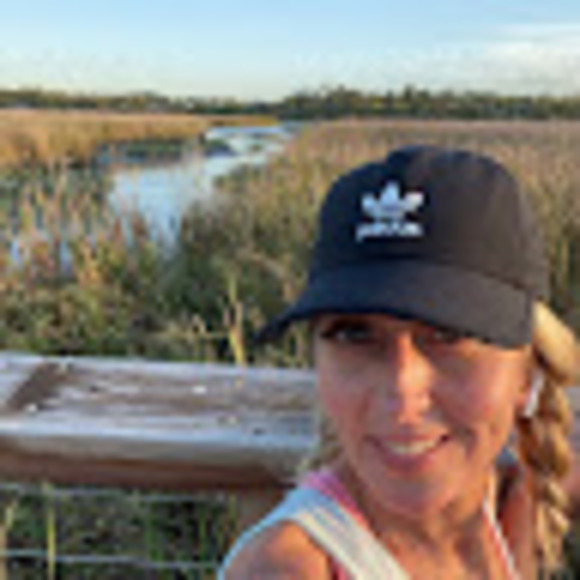 Meet your Posher, Erin - Picture 1 of 1